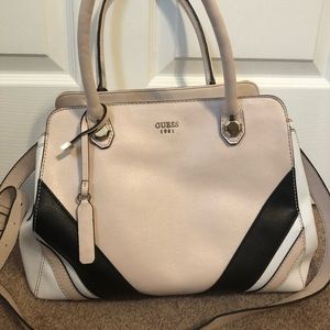 Guess purse/crossbody bag